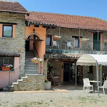 فندق مبيت وإفطار Casale Trusella *